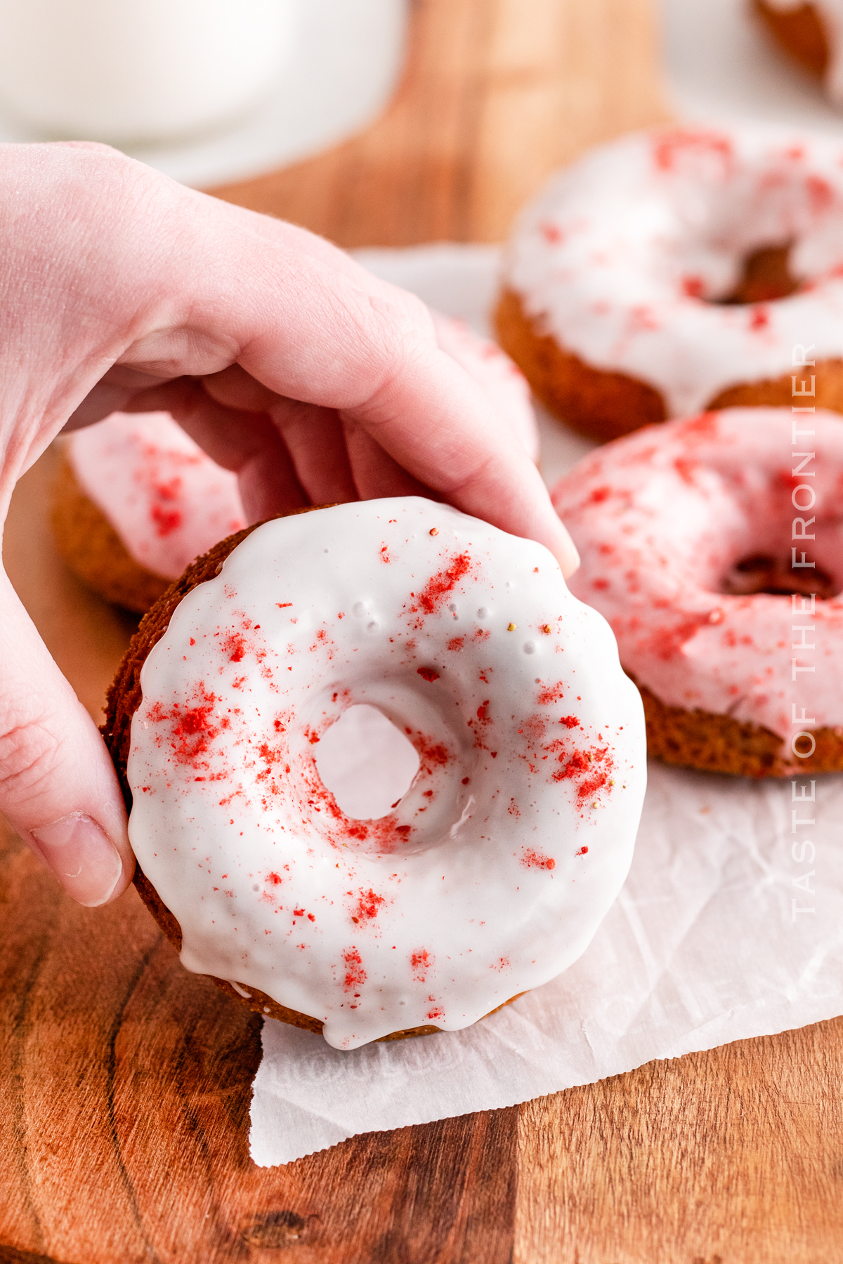 Baked Strawberry Donuts