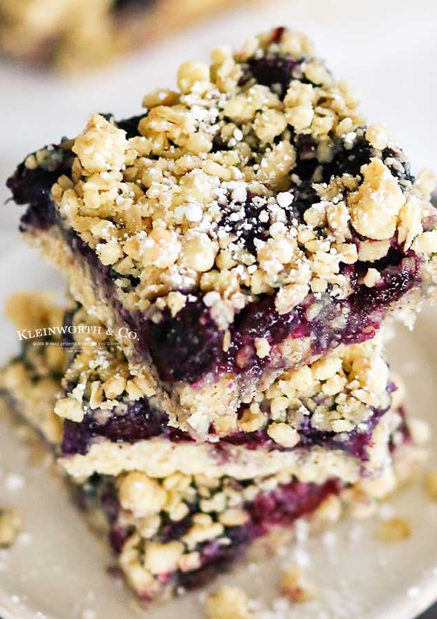 baking with blueberries - Blueberry Crumble Bars