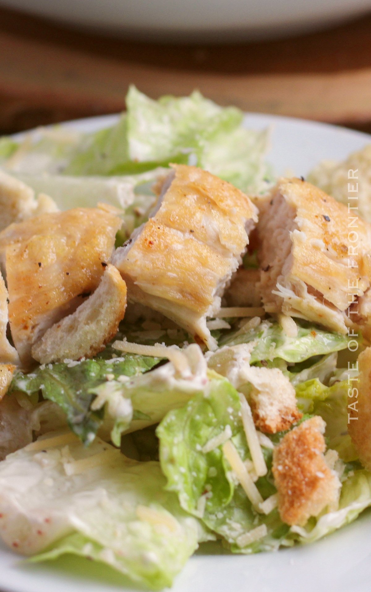 grilled chicken with salad