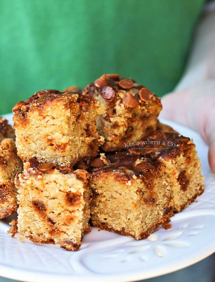 holiday dessert - Pumpkin Blondies