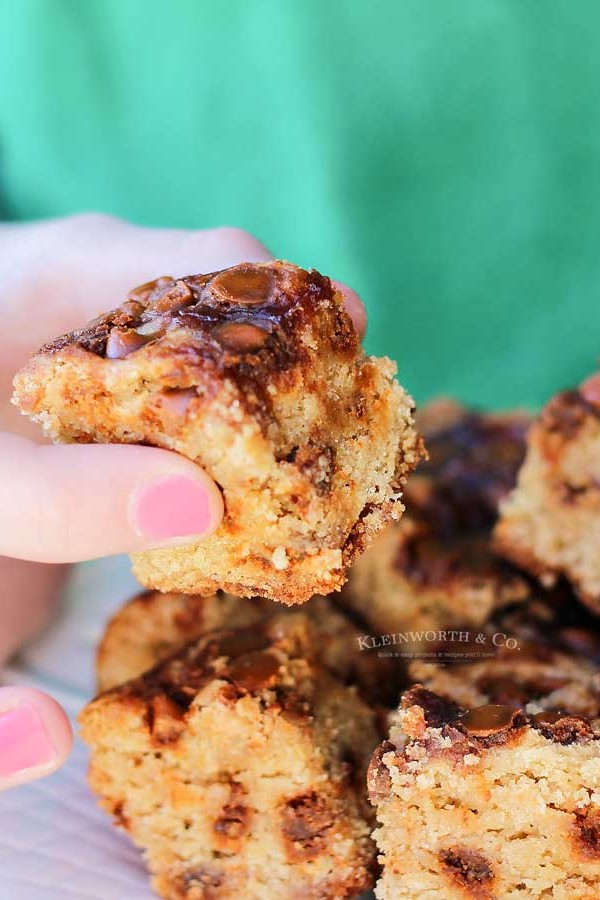 how to make Pumpkin Blondies