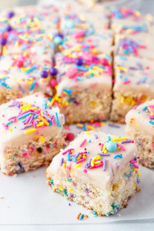 Confetti Cake - Funfetti Cake