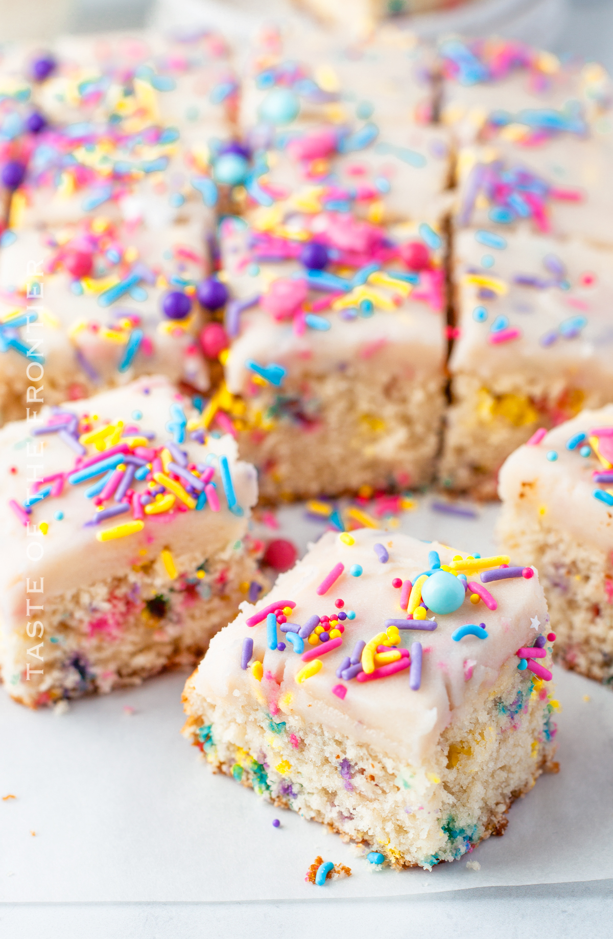 Confetti Cake - Funfetti Cake