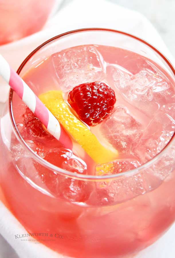 Raspberry Lemonade refreshment