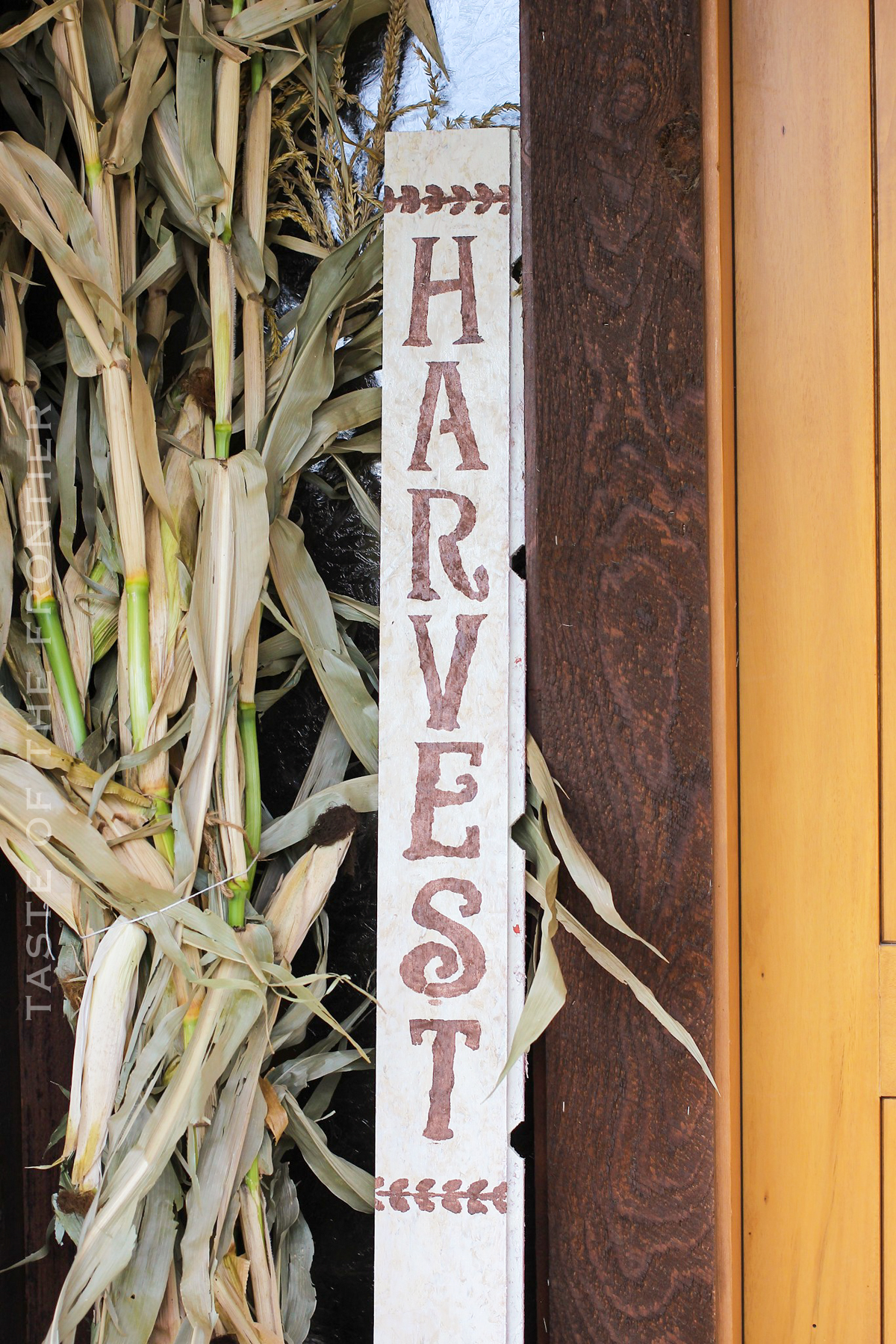 fall porch decor