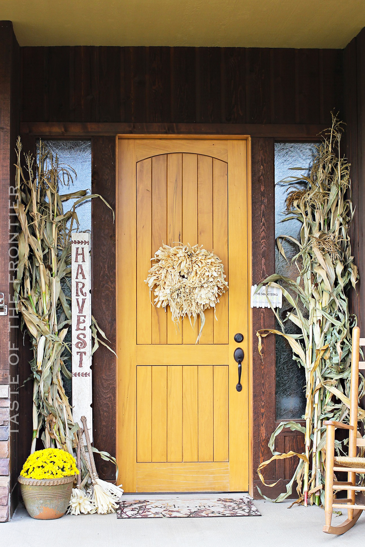 decorating the porch for fall