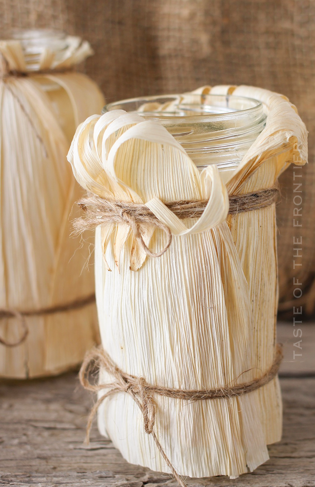 how to make Corn Husk Luminaries