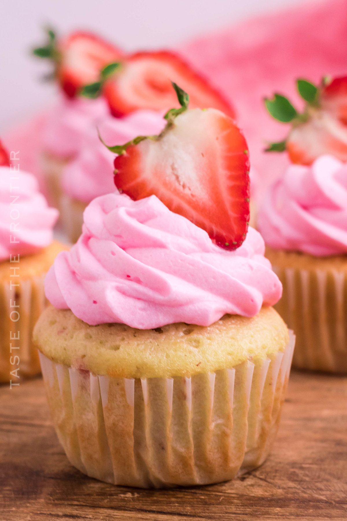 Fresh Strawberry Cupcakes