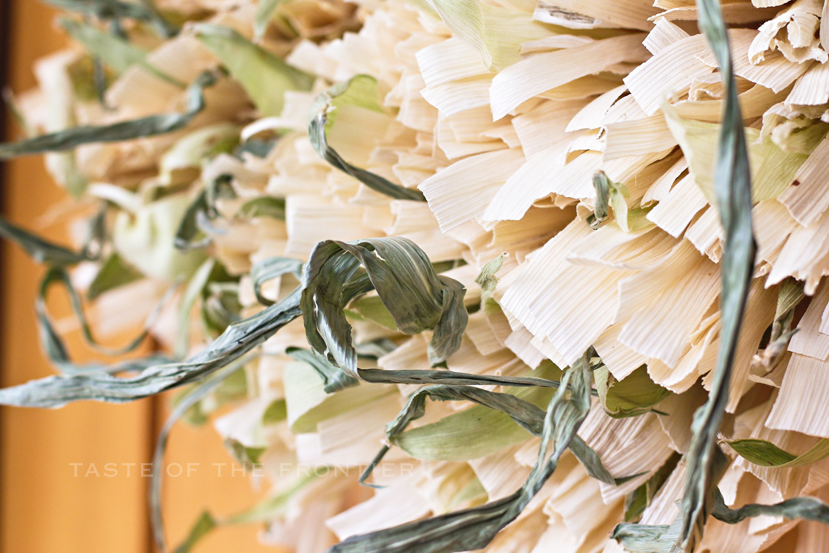 Raw Husk Corn Husk Wreath - Taste of the Frontier