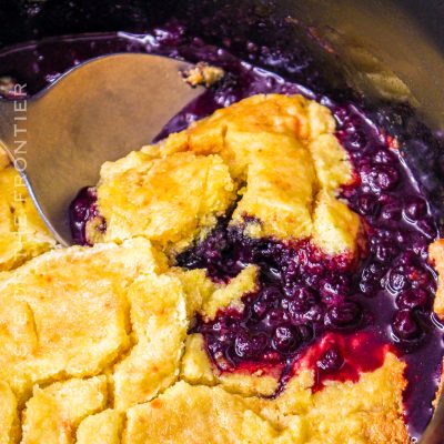 Slow Cooker Blueberry Cobbler