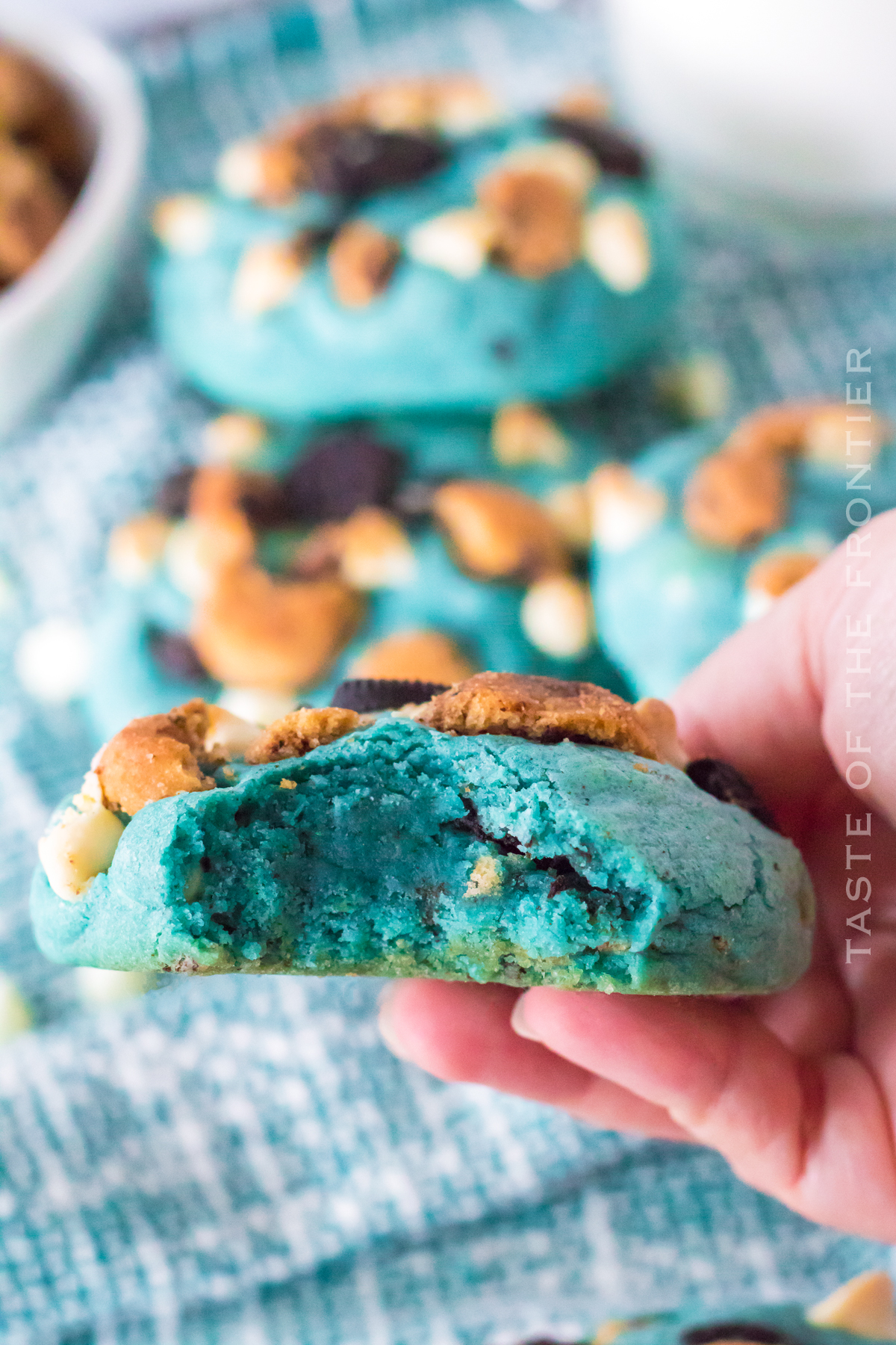 big blue cookies