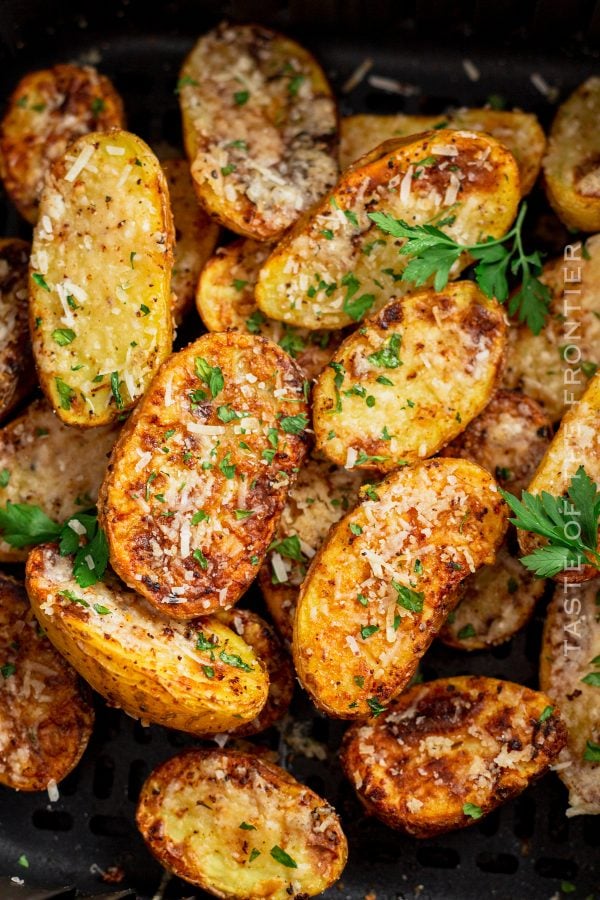 Air Fryer Parmesan Roasted Potatoes