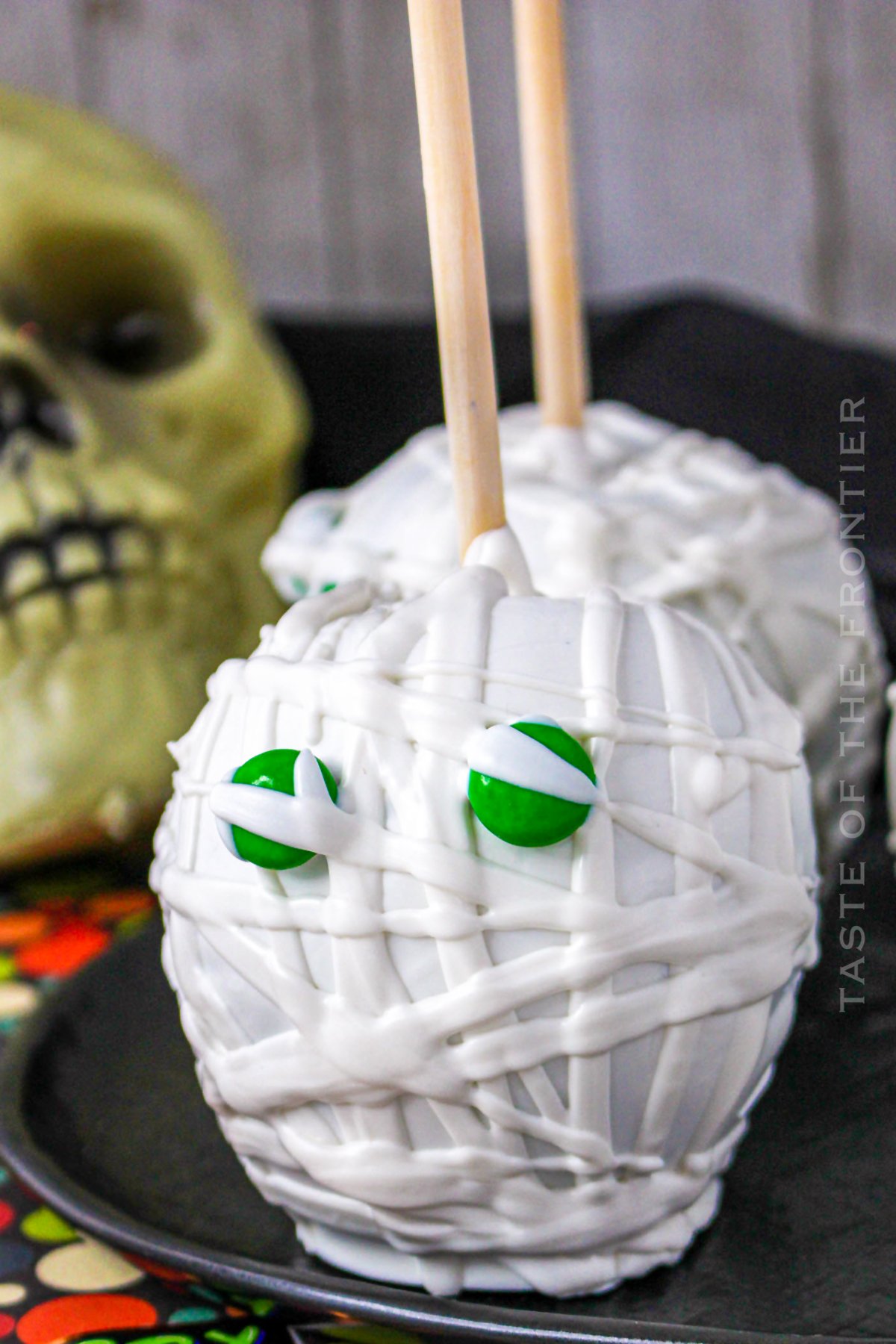 Mummy Candy Apples