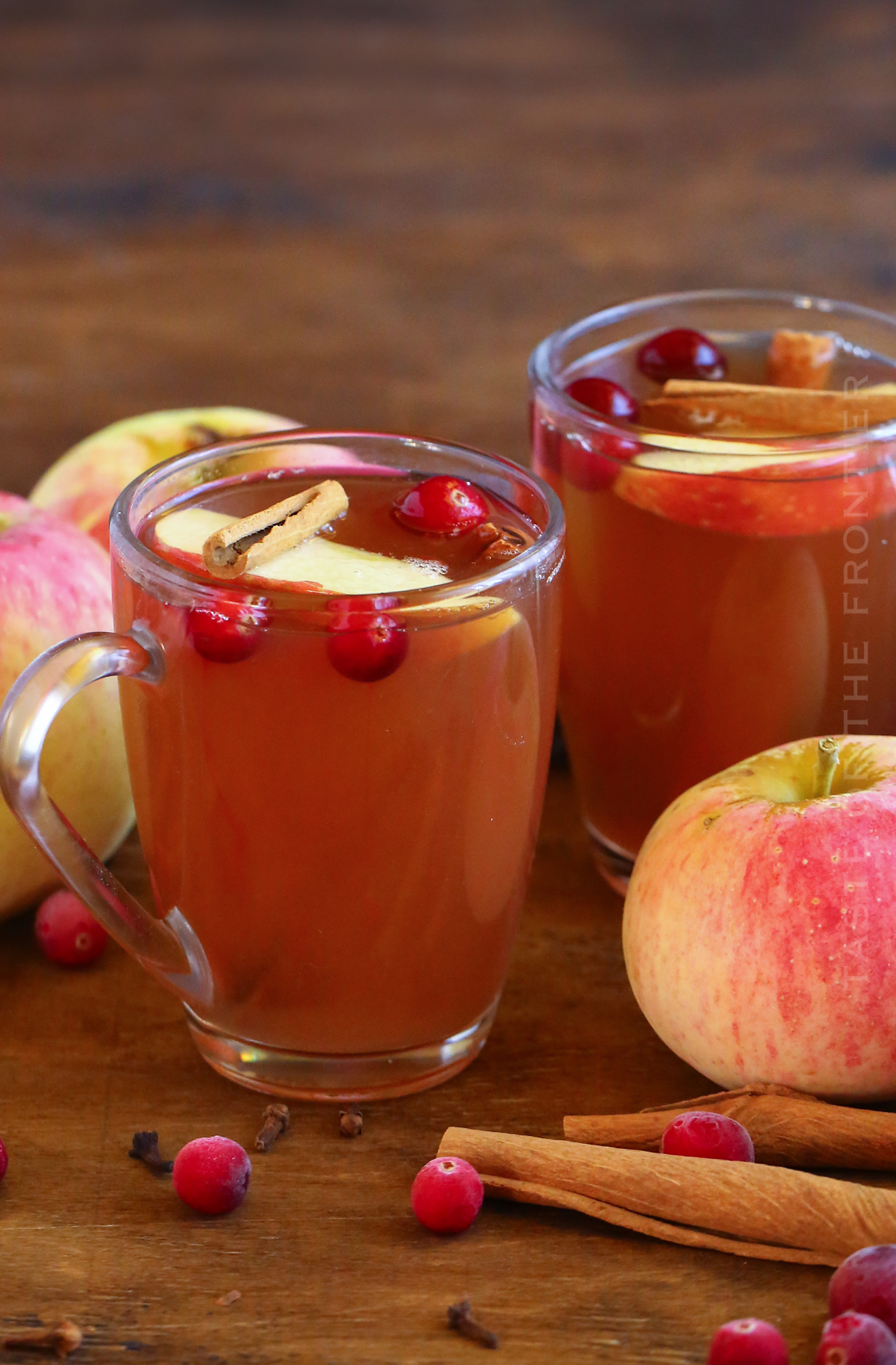 fall drink with apples and cinnamon