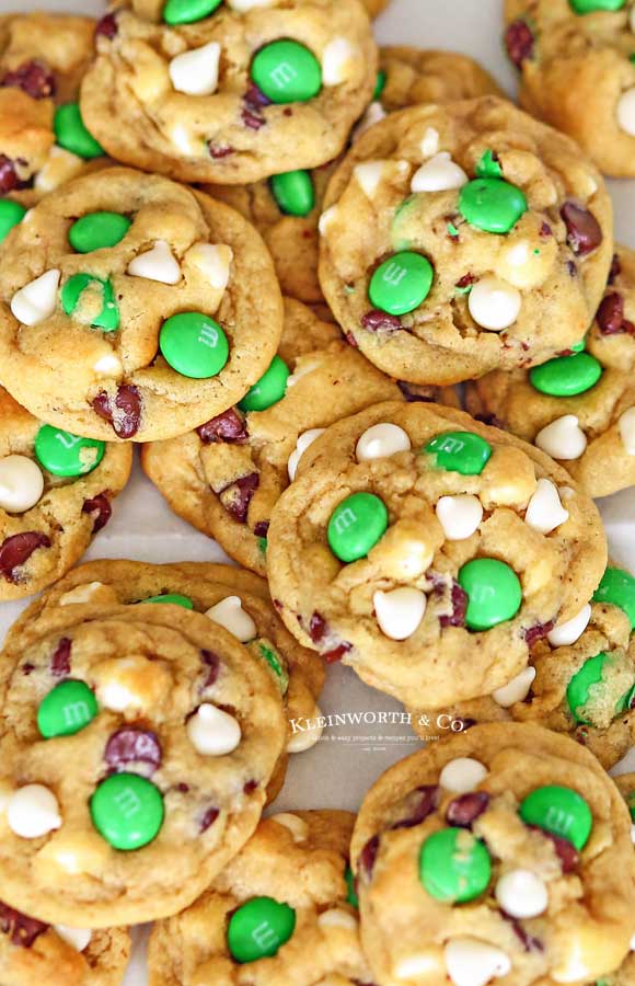 Recipe for St. Patrick’s Day Mint Chocolate Chip Cookies