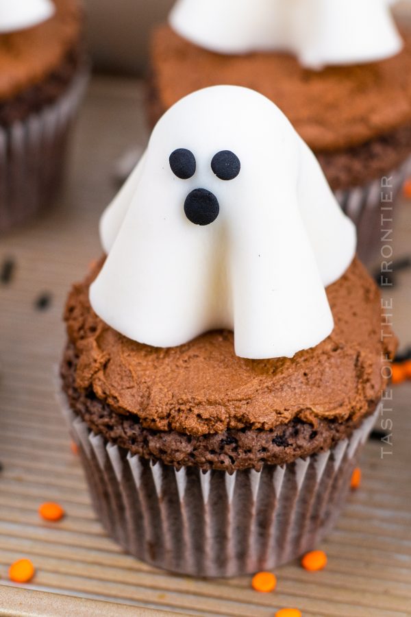 Recipe for Halloween Ghost Cupcakes