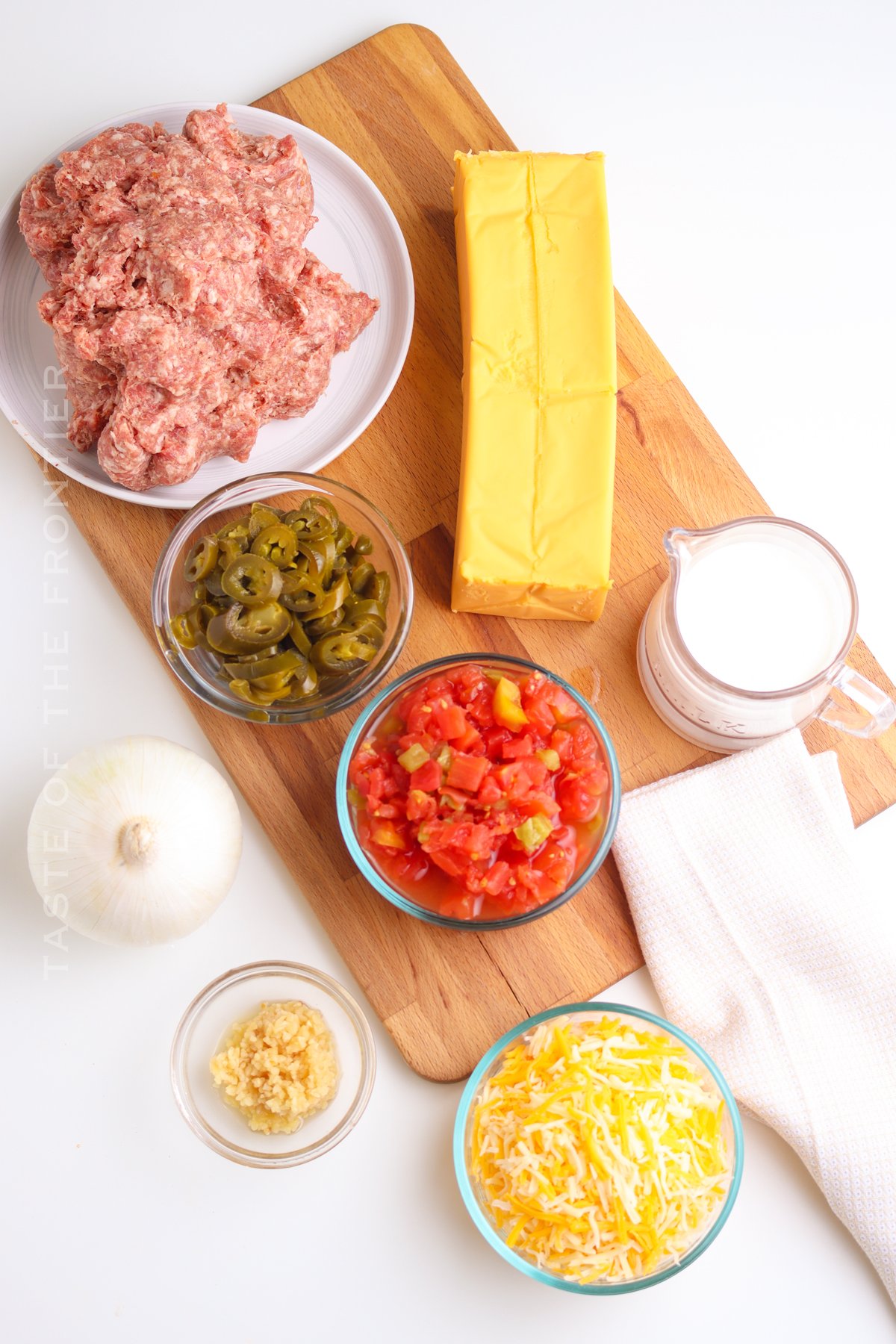 Ingredients for Smoked Queso Dip