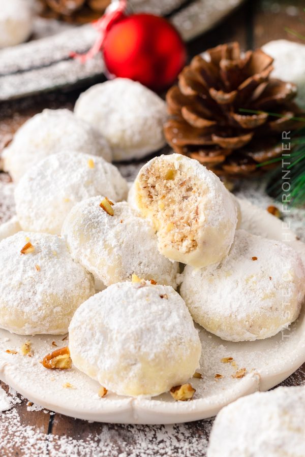 Holiday Snowball Cookies