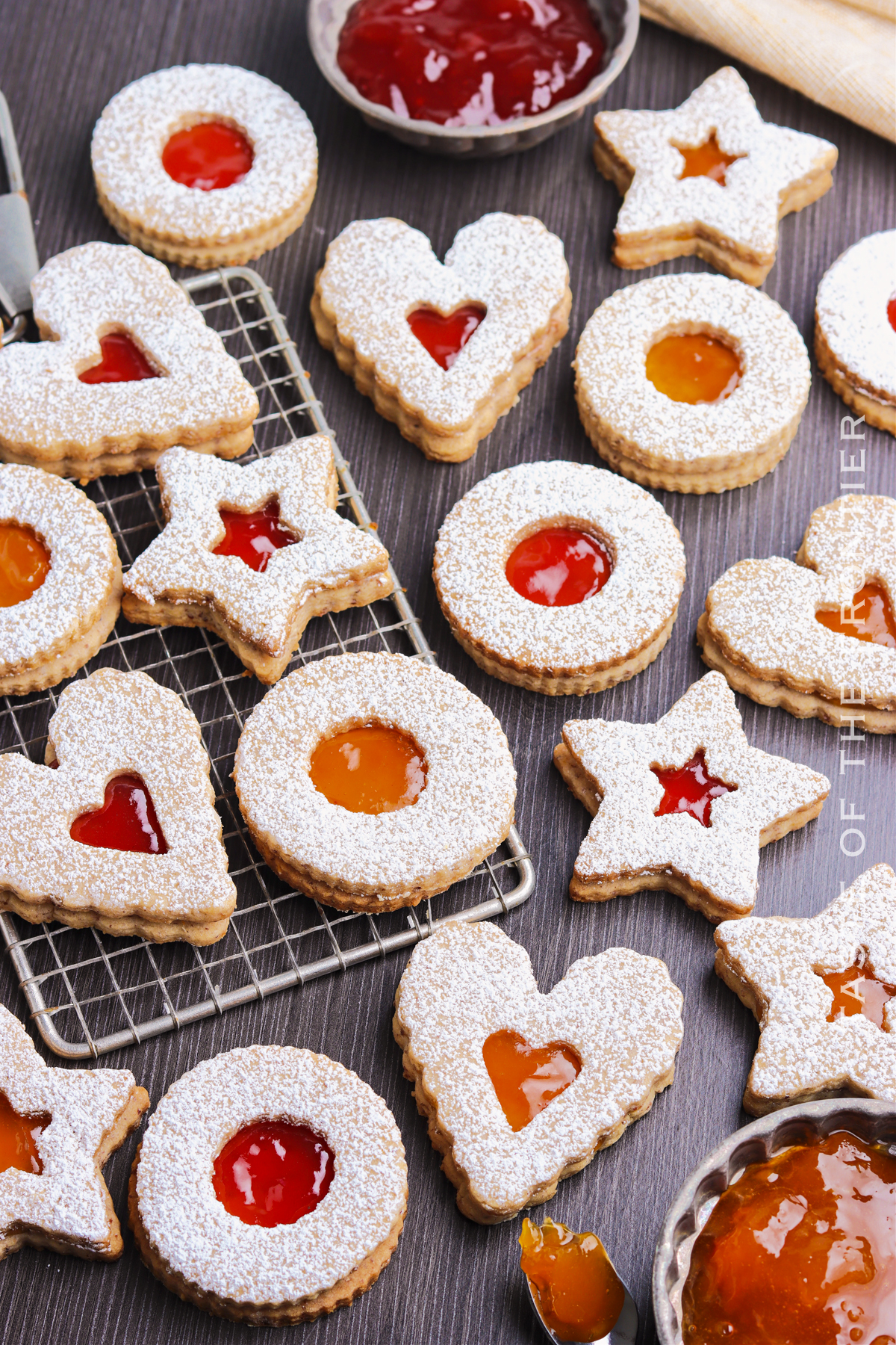 holiday Linzer Cookies