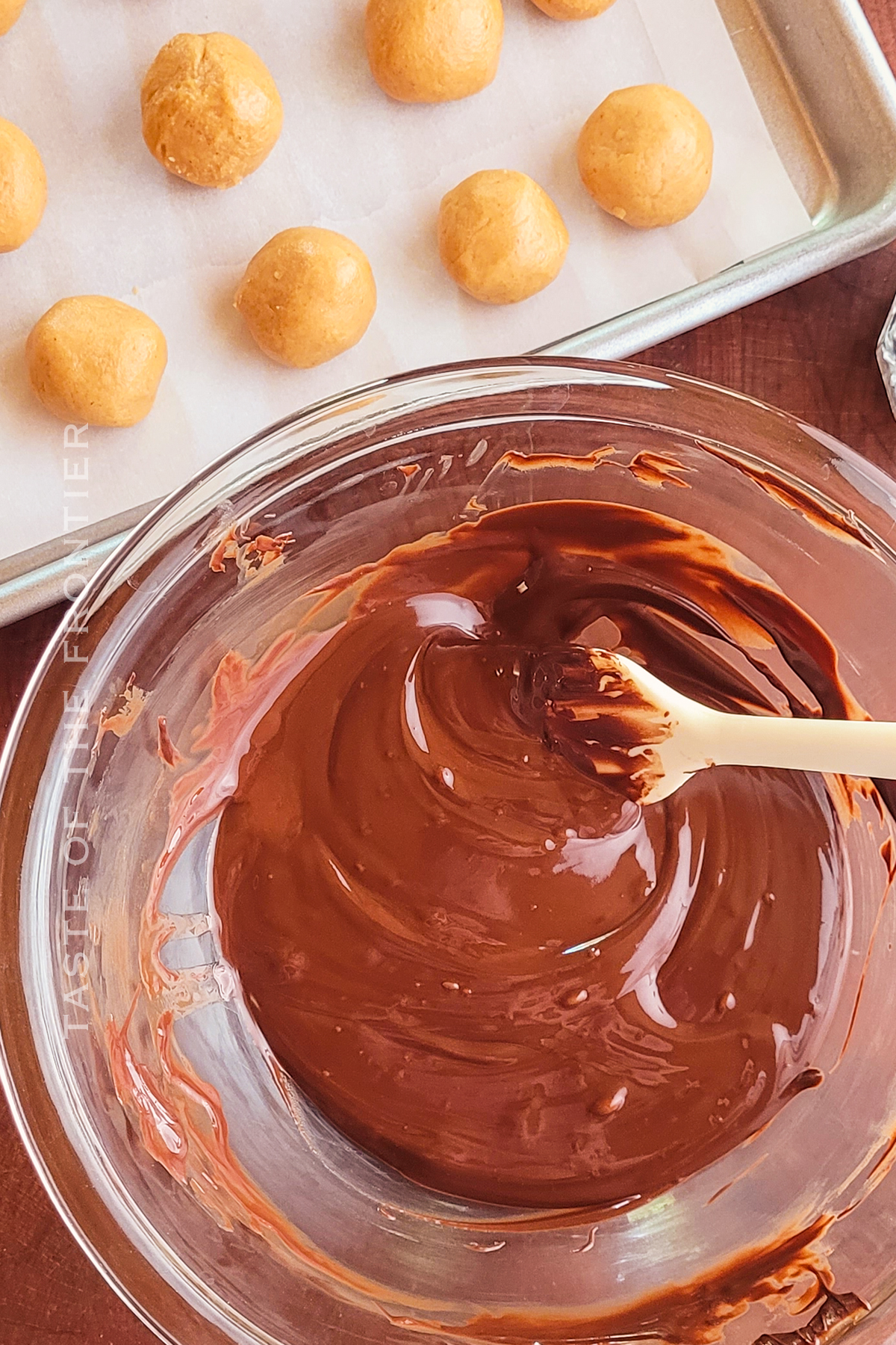 melted chocolate for peanut butter balls