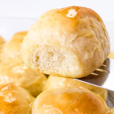 holiday dinner rolls