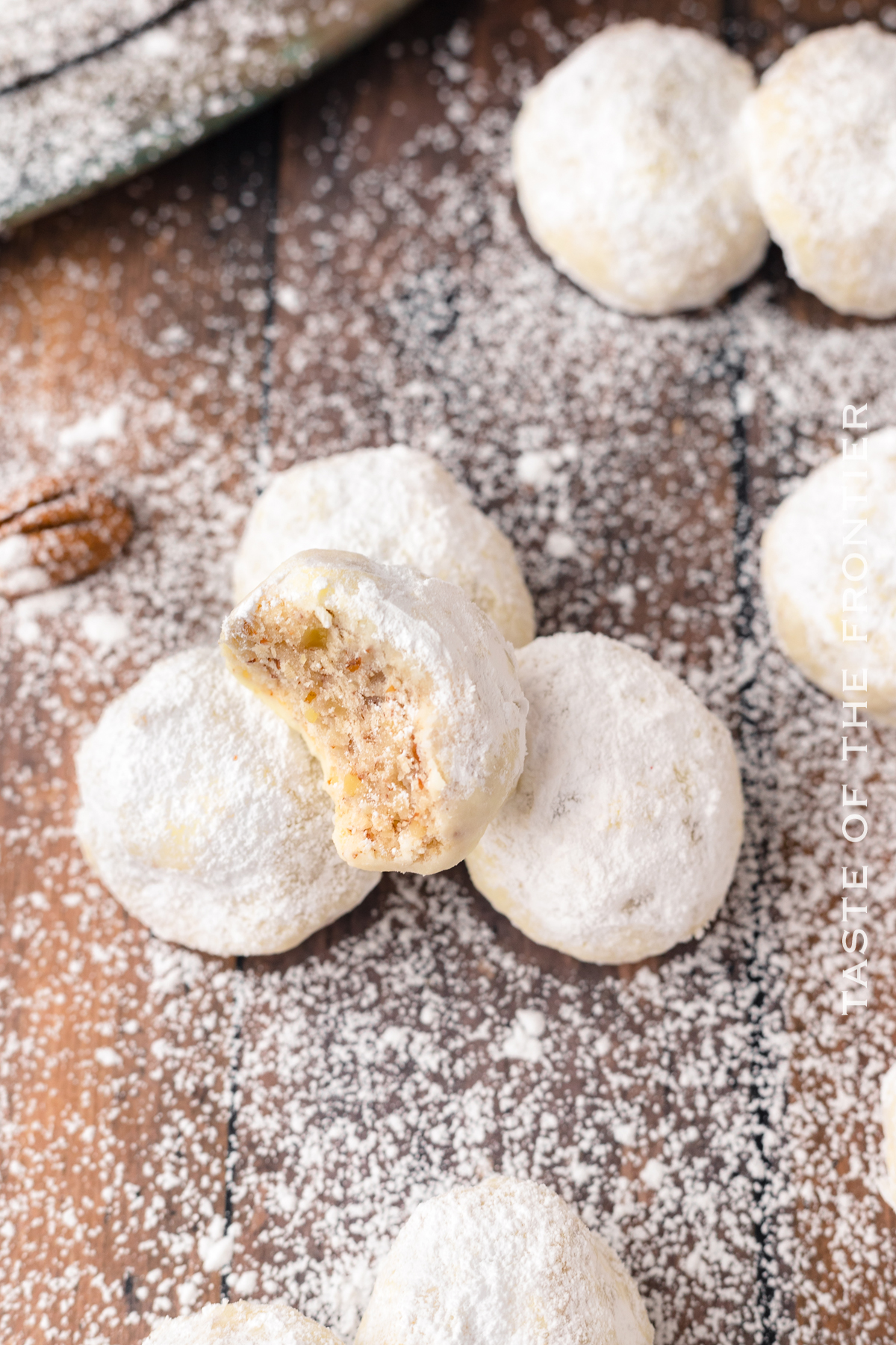 Soft Mexican Wedding Cookies