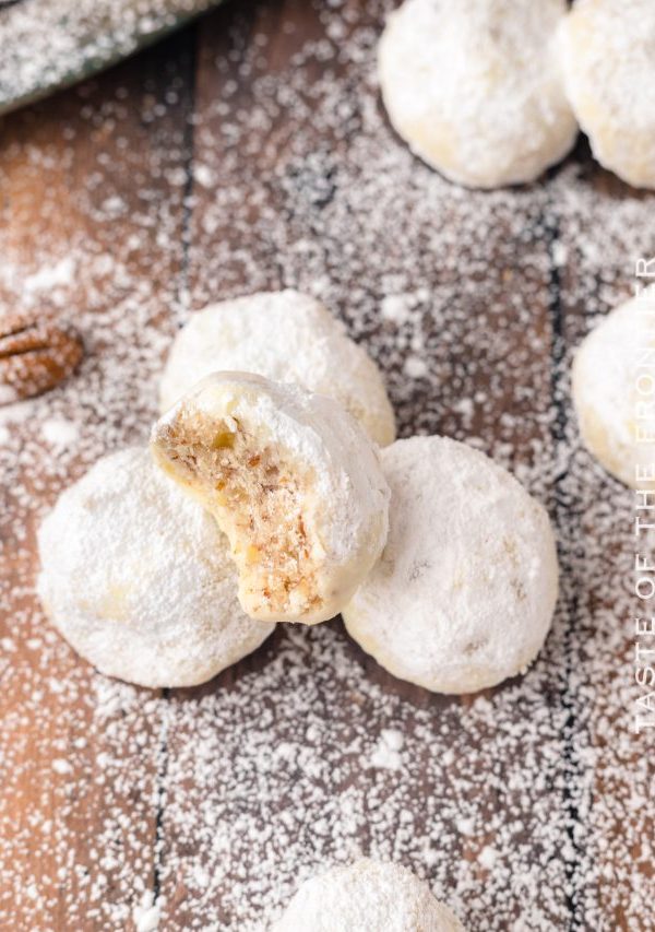 Soft Mexican Wedding Cookies