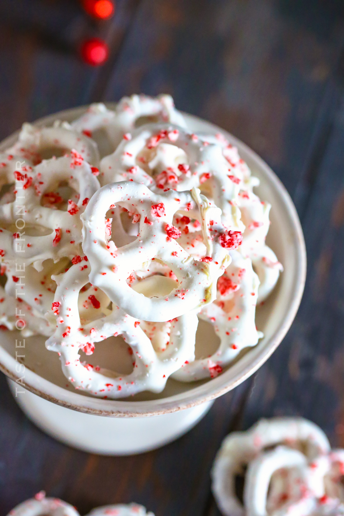 easy no-bake chocolate dipped treats