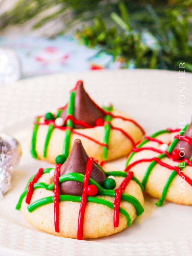 Easy Christmas Shortbread Cookies Recipe - Taste of the Frontier