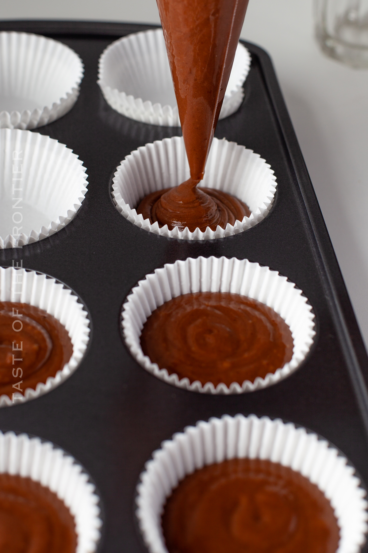 filling the cupcake pan