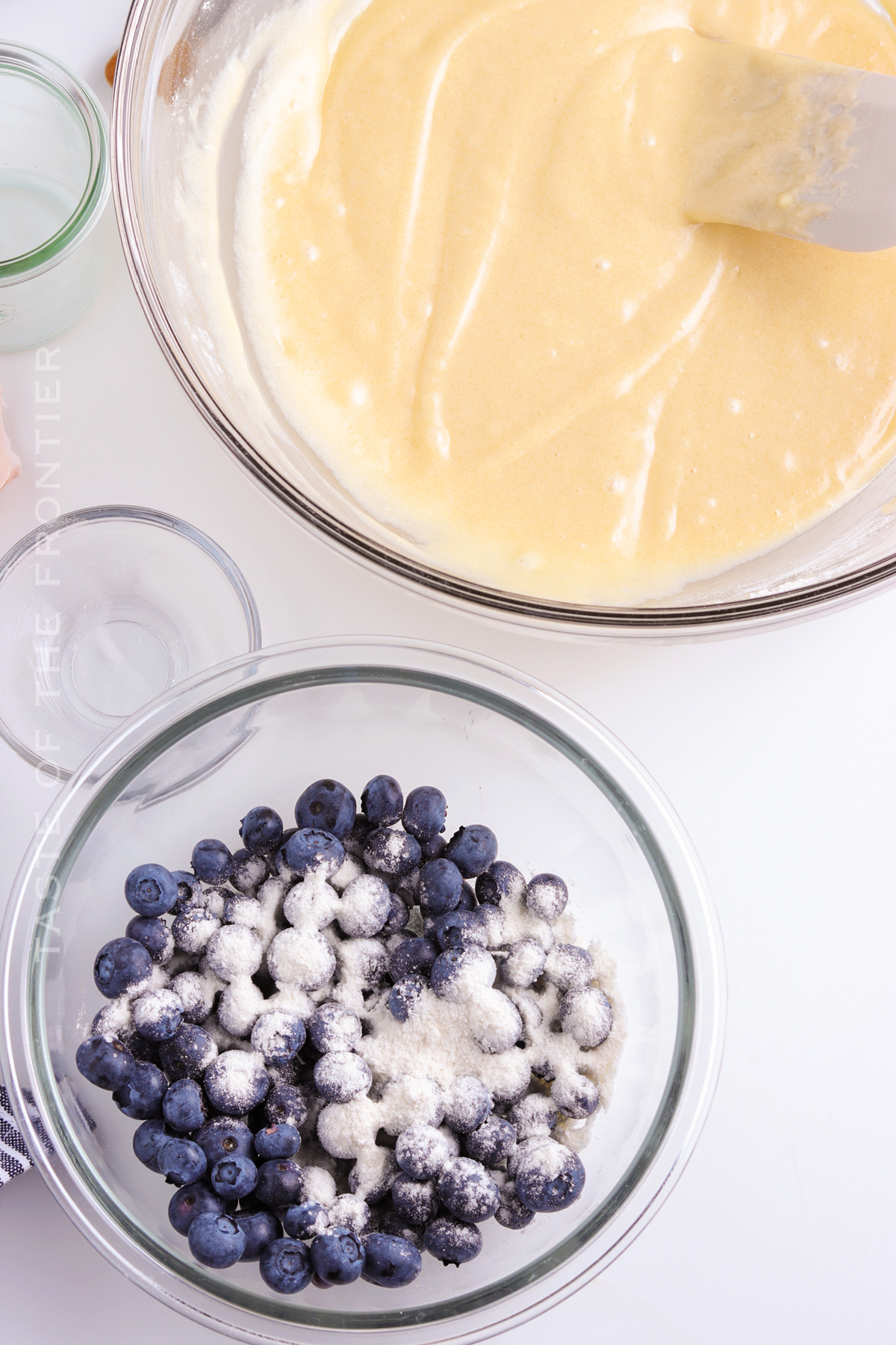 how to make Easy Blueberry Muffins