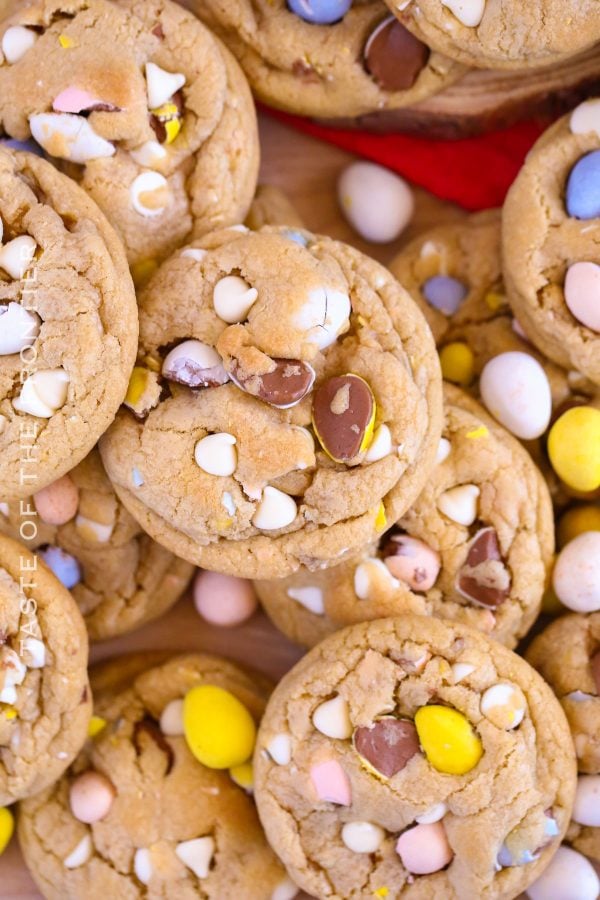 Cadbury Egg Cookies