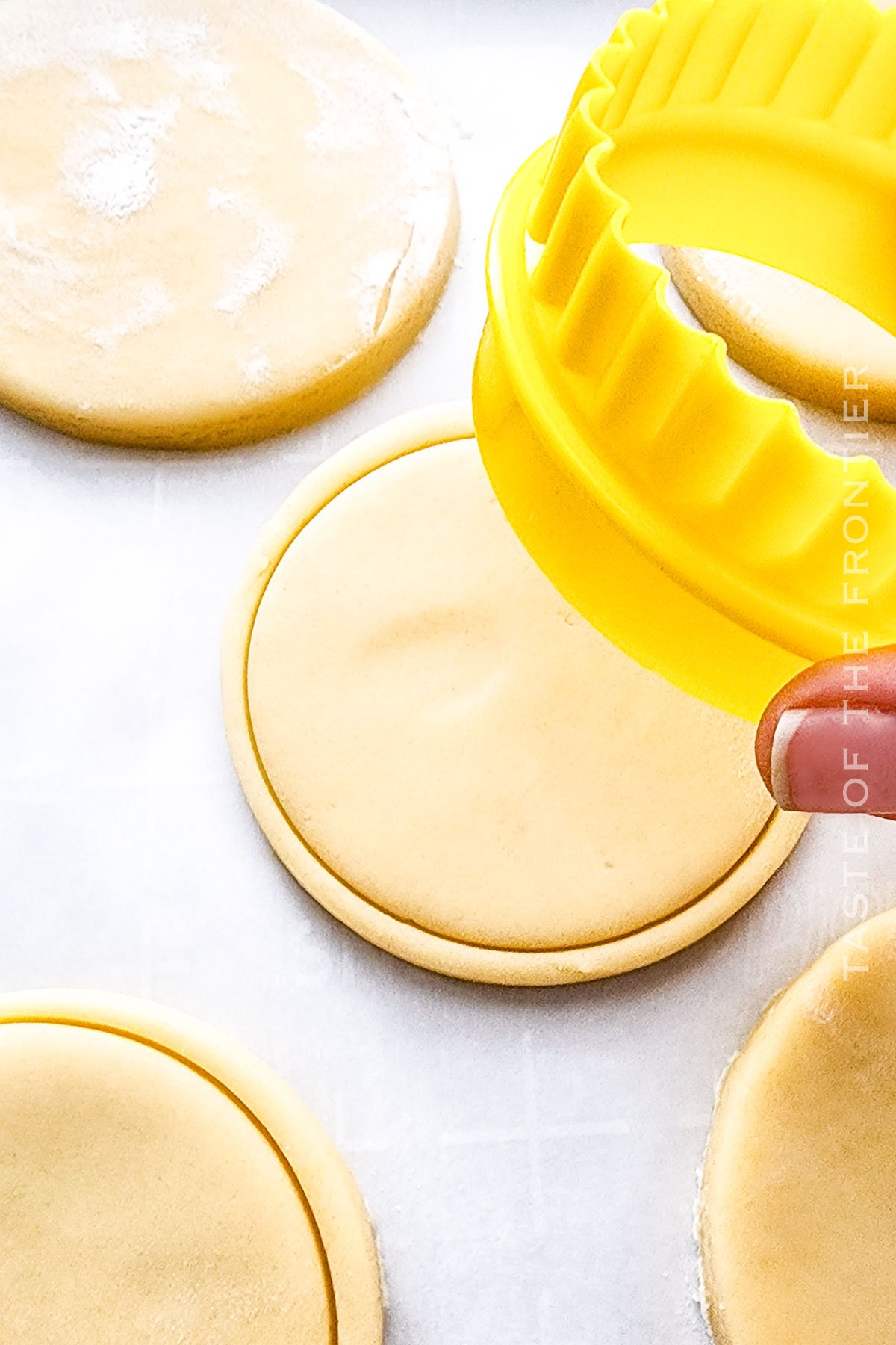 making lemon shaped cookies