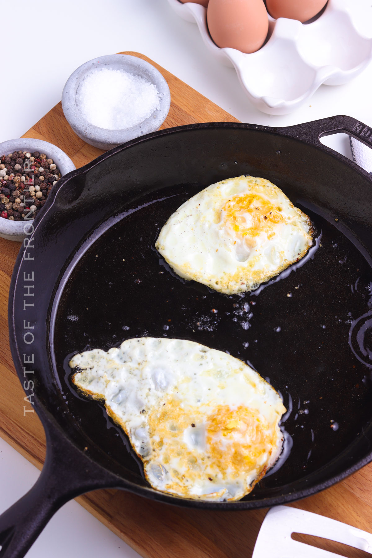 cooking eggs in the skillet