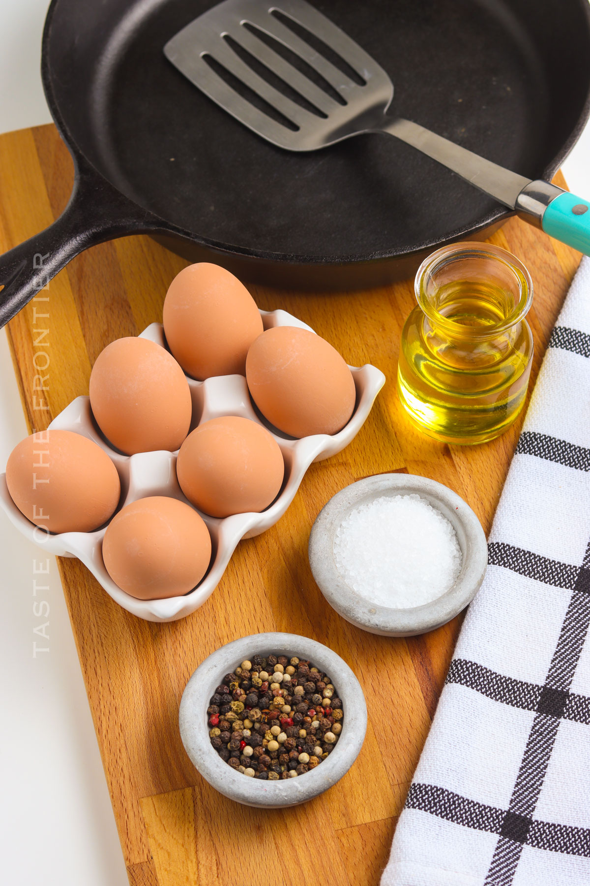 Fried Eggs Ingredients