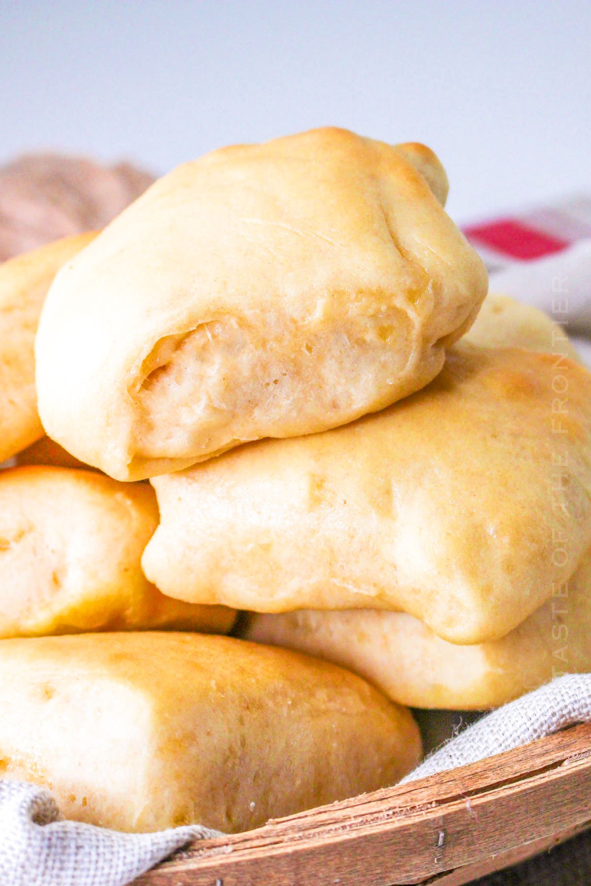 Copycat Roadhouse Rolls Recipe