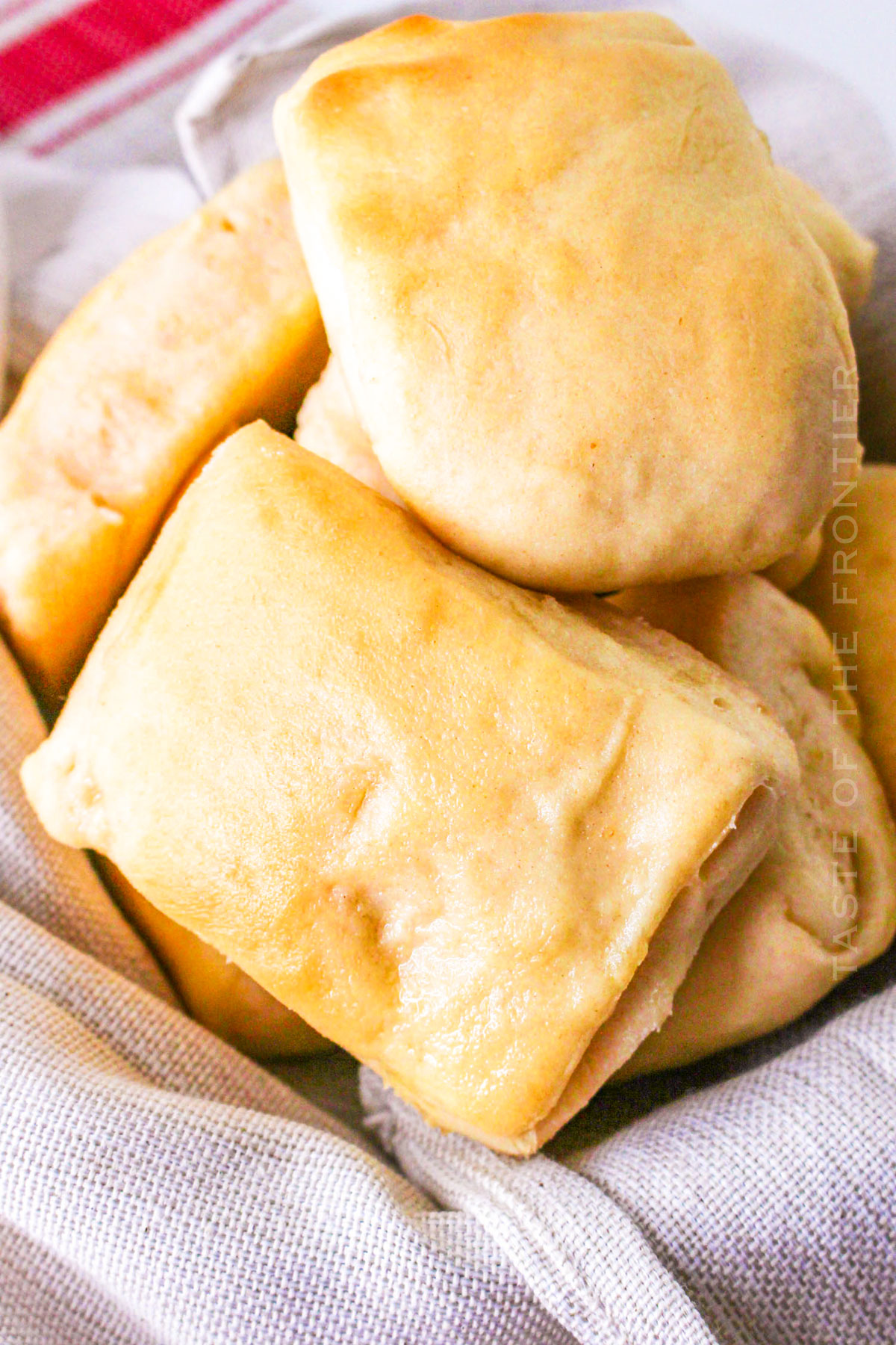 Recipe for Copycat Texas Roadhouse Rolls