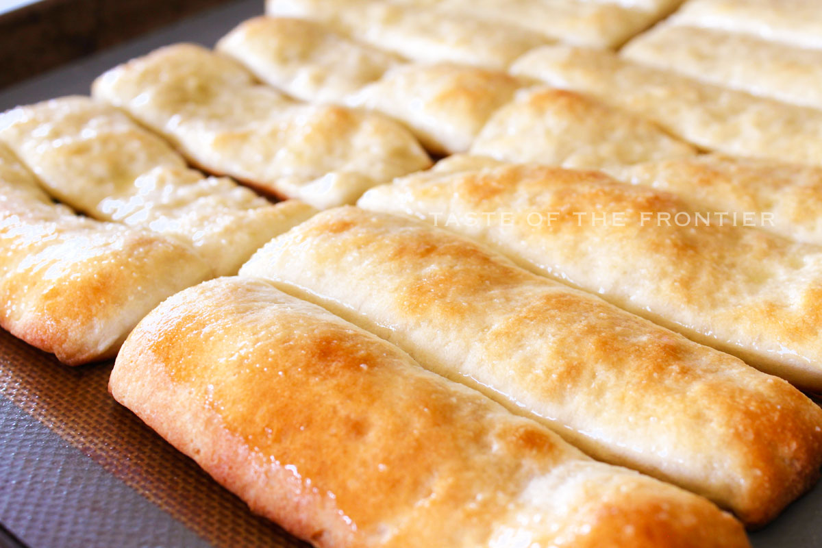 butter and garlic breadsticks