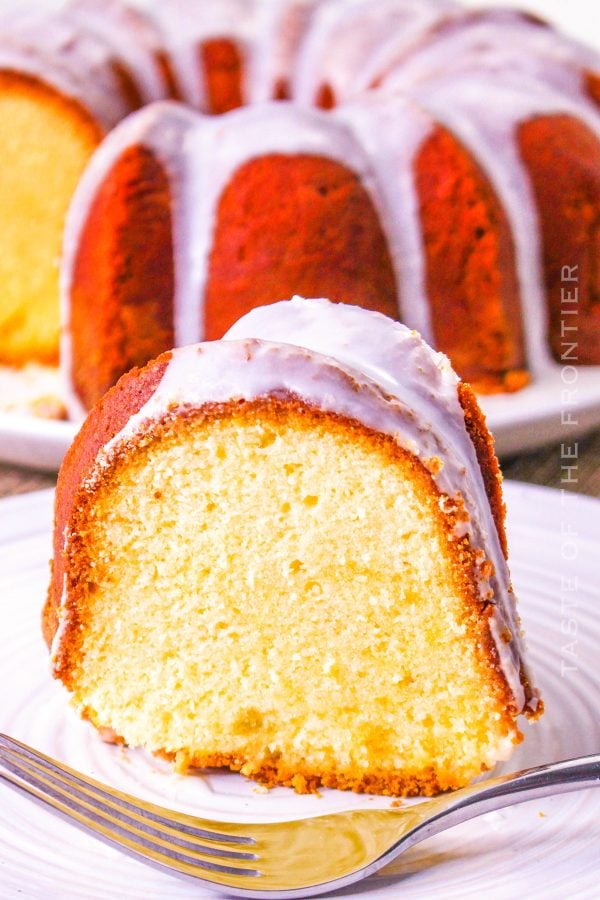 7-Up Pound Cake