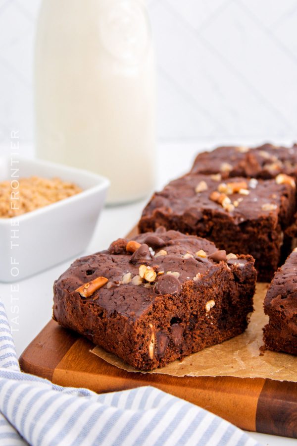 Kitchen Sink Brownies Yummi Haus