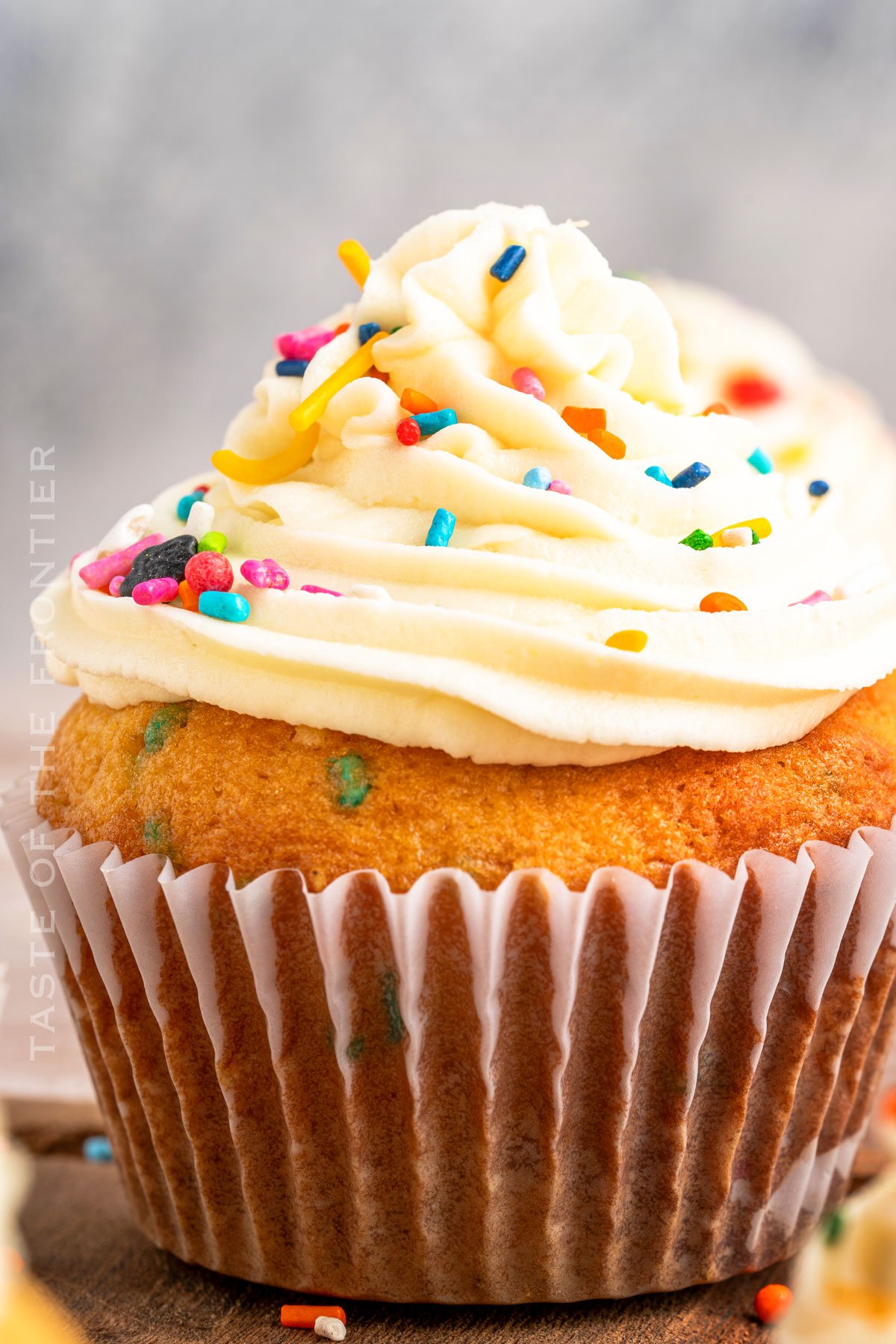 Colorful Confetti Sprinkle Cupcakes Recipe