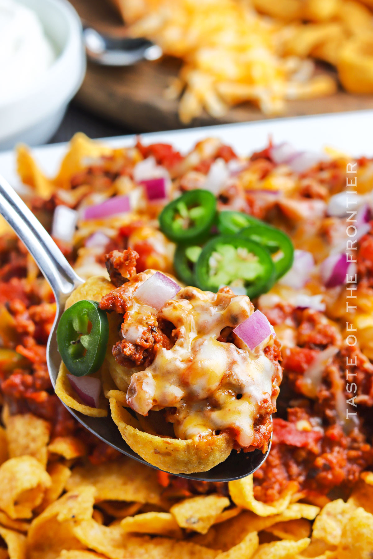 cheesy chips with chili