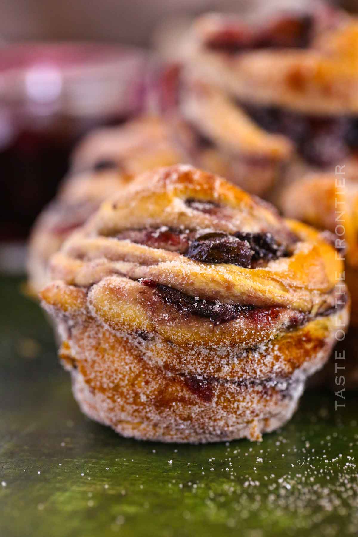 the best Blueberry Cruffin recipe