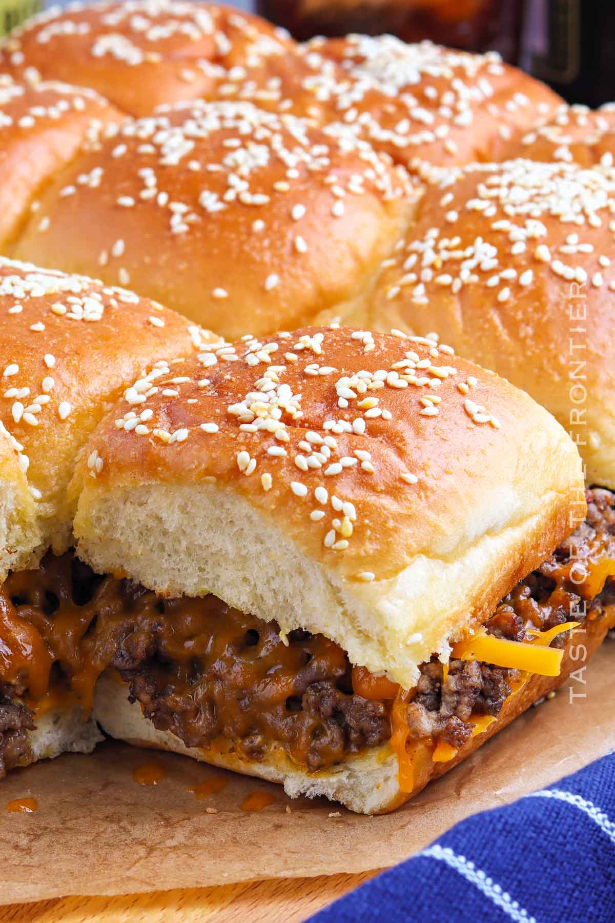 Cheeseburger Sliders with Hawaiian Rolls