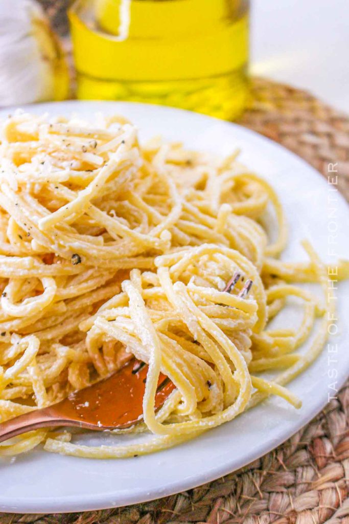 pasta dinner served