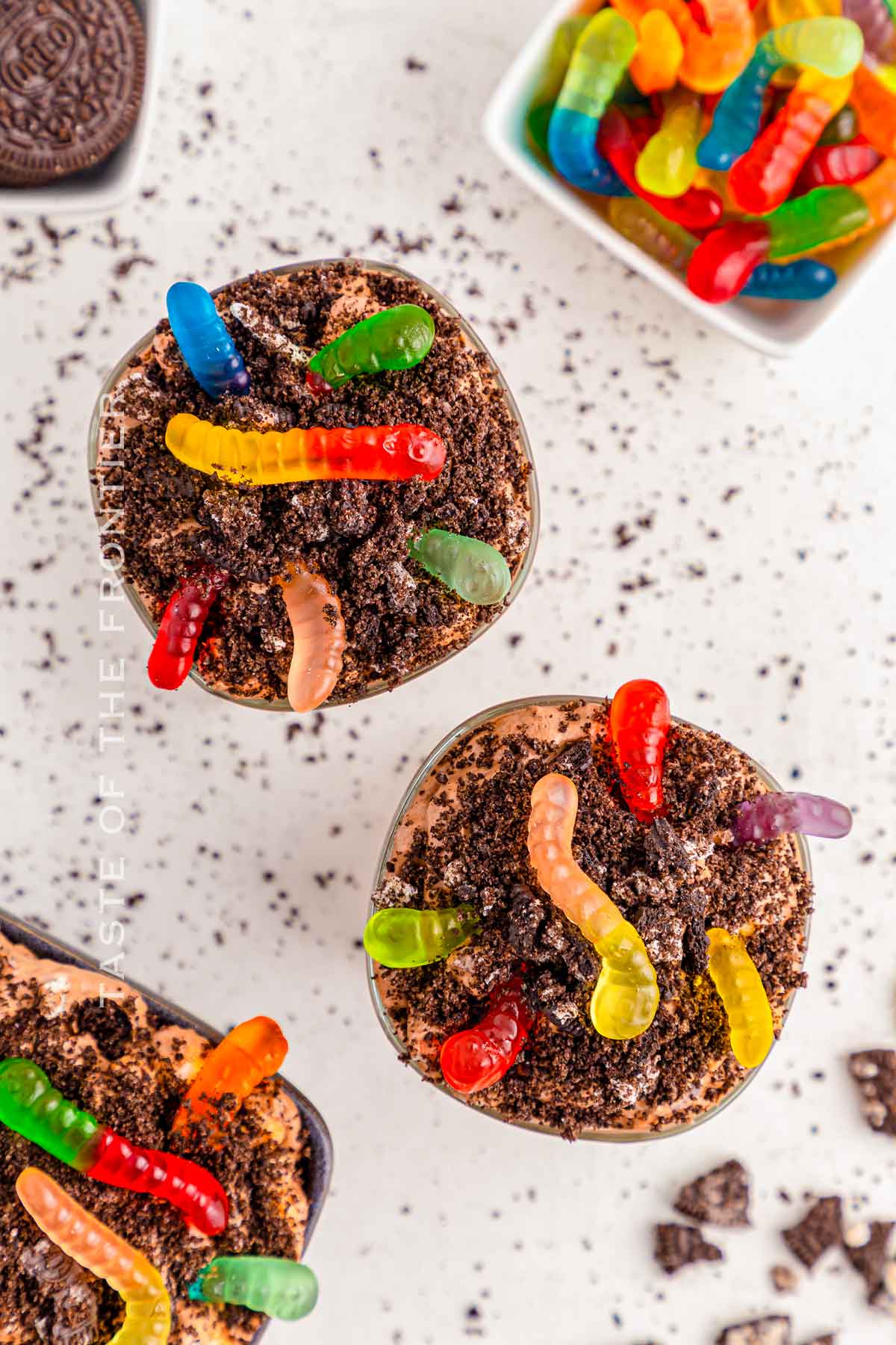fluff dirt cups with gummy worms
