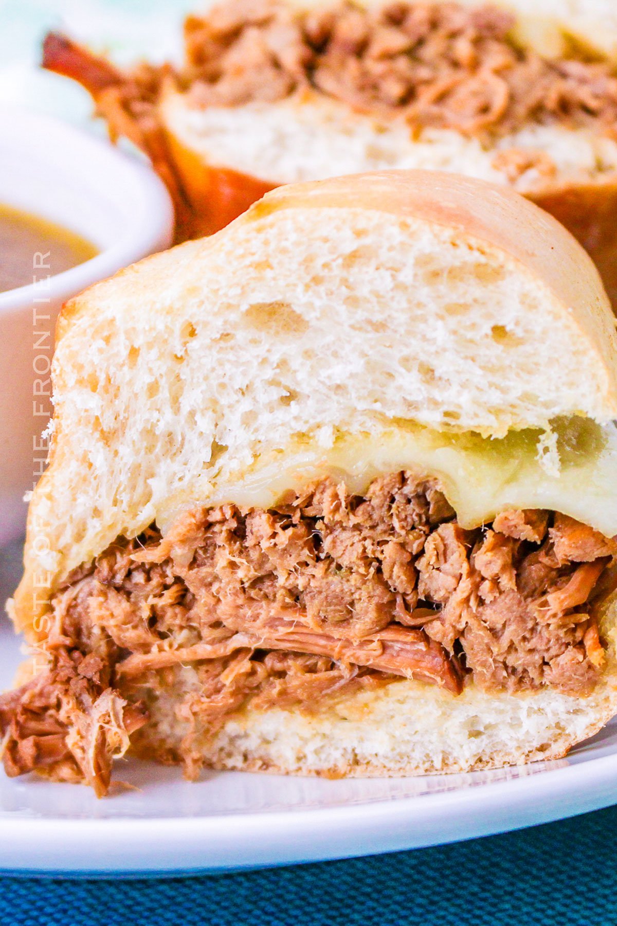 slow cooker beef sandwich