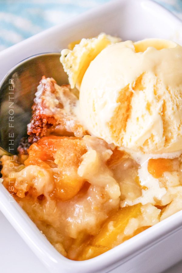 Slow Cooker Peach Cobbler with Bisquick