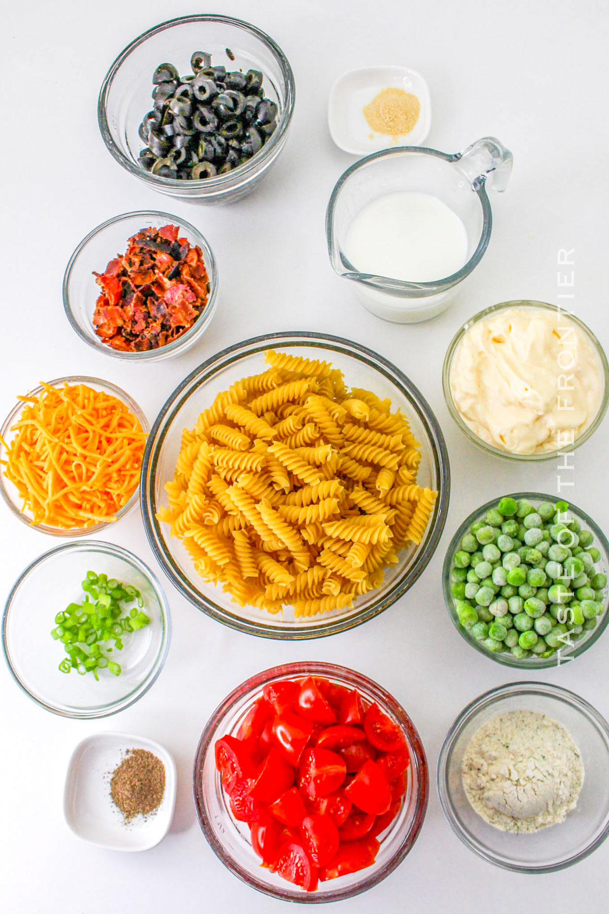 Bacon Ranch Pasta Salad ingredients