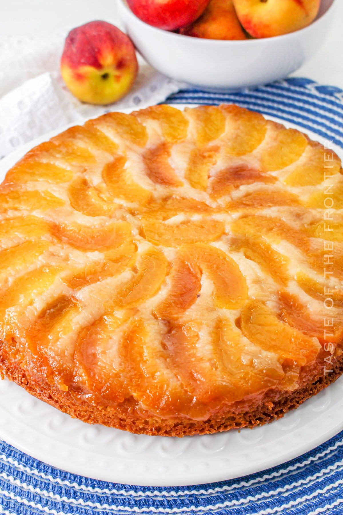 peach cake with fresh peaches